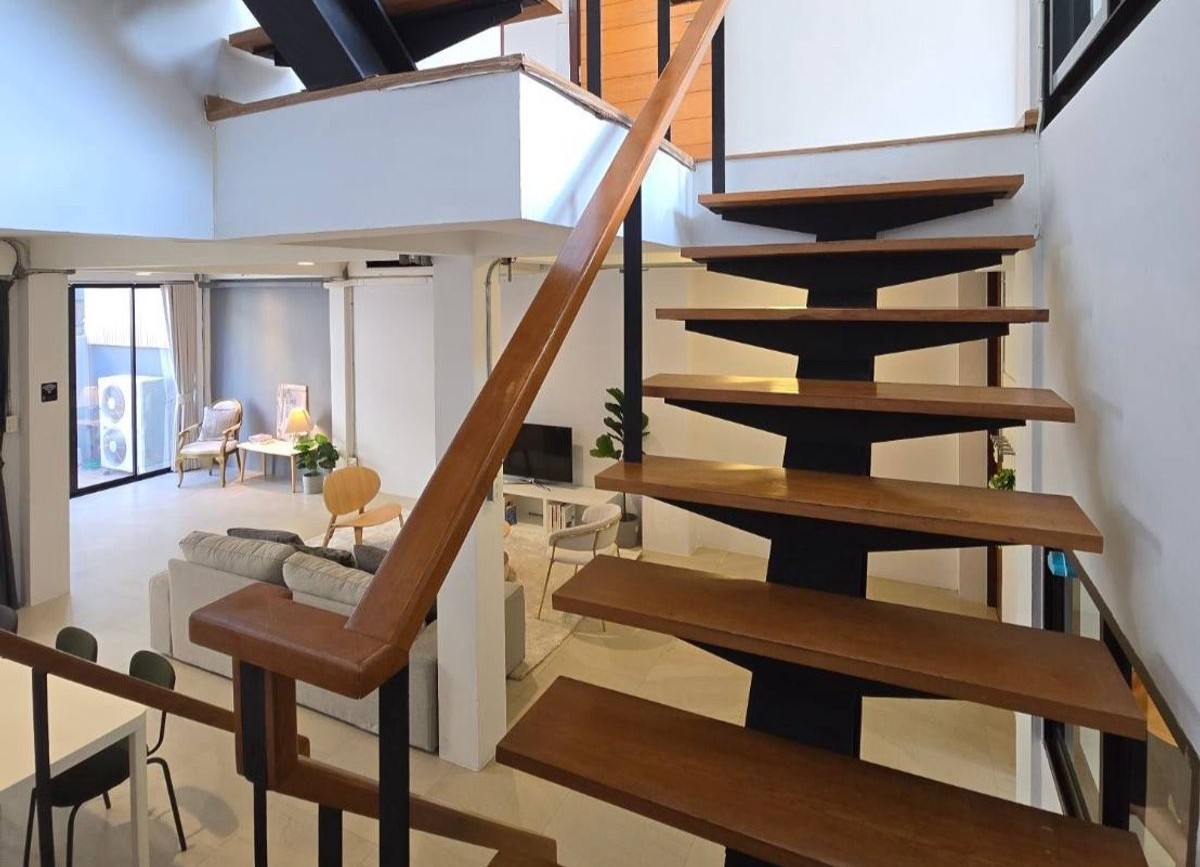 Townhouse in Sukhumvit 