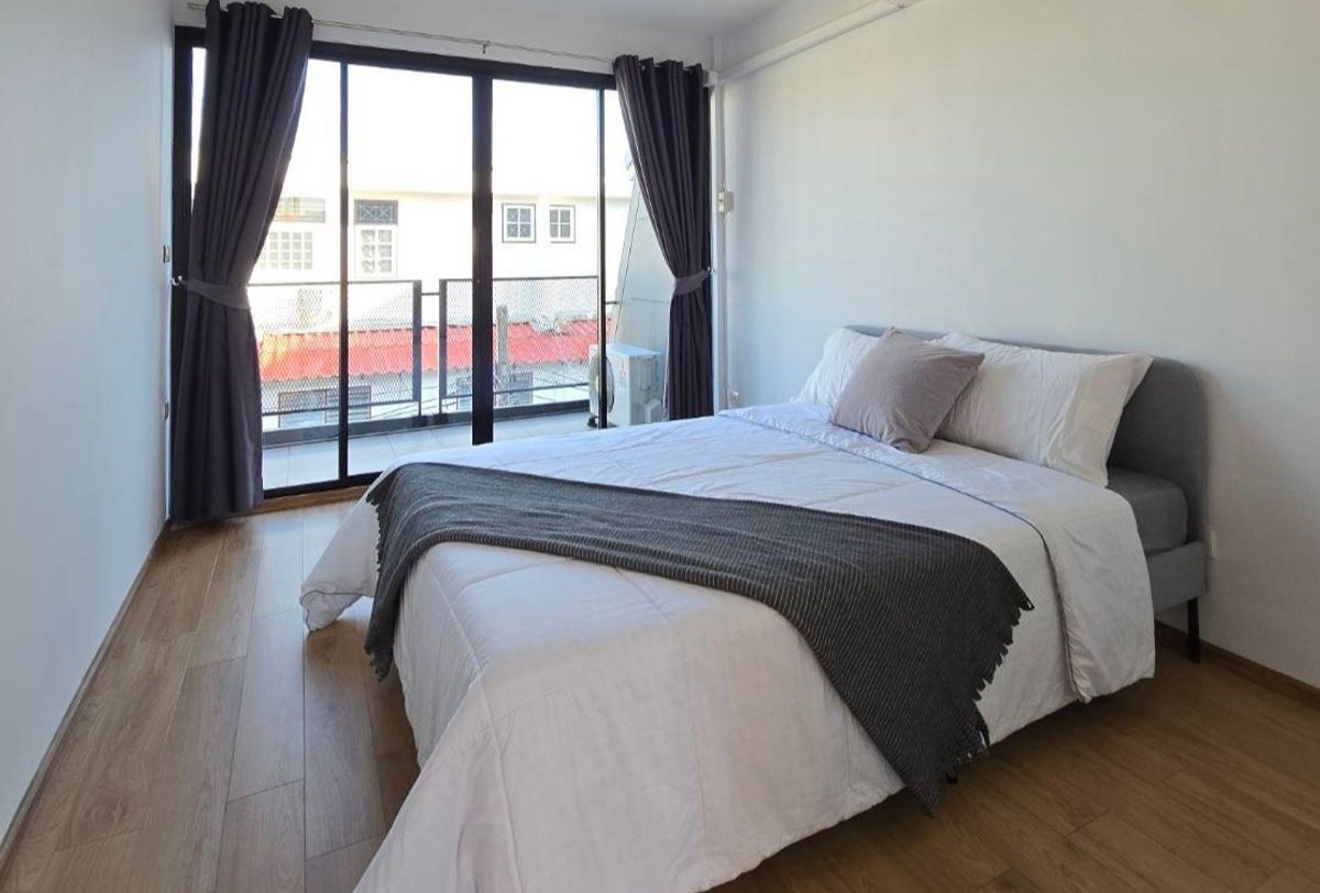 Townhouse in Sukhumvit 