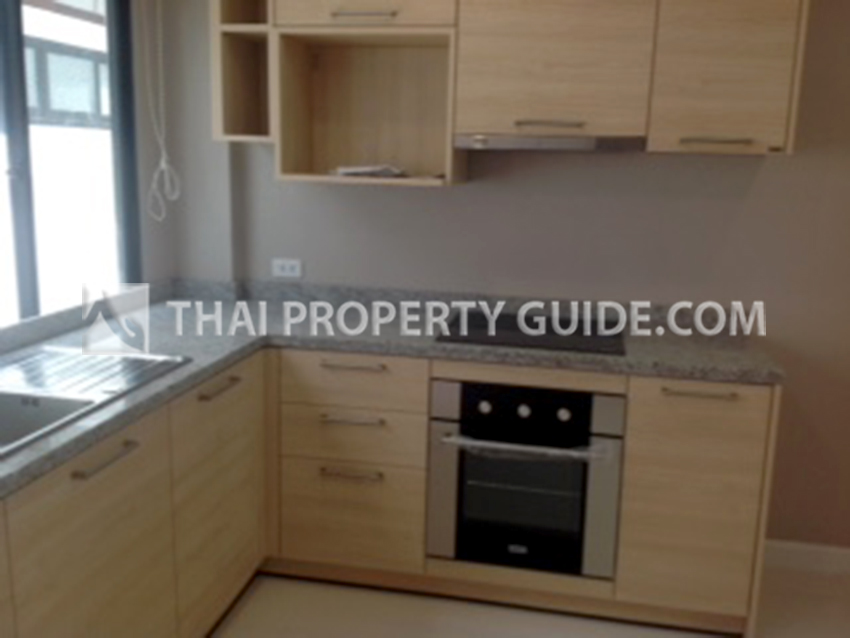 Townhouse in Sukhumvit 