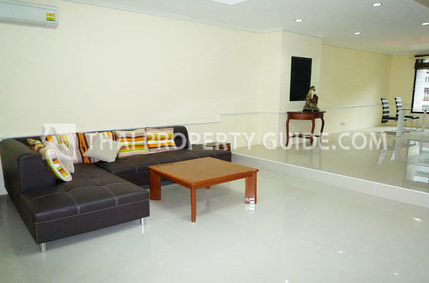 Townhouse in Sukhumvit 