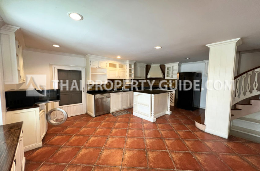 Townhouse in Sukhumvit 