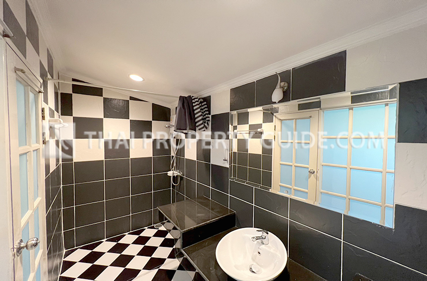 Townhouse in Sukhumvit 