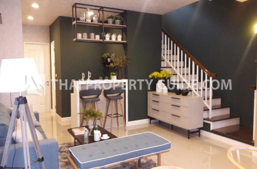 Townhouse in Sukhumvit 