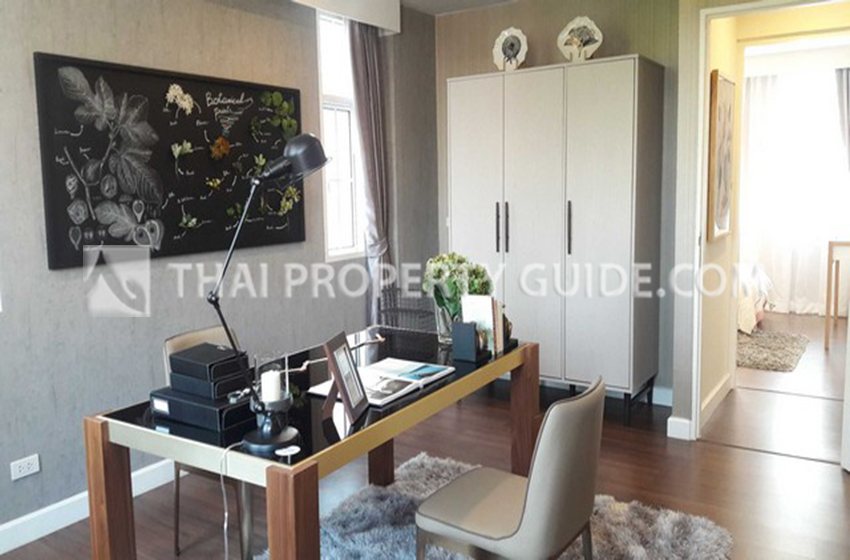 Townhouse in Sukhumvit 