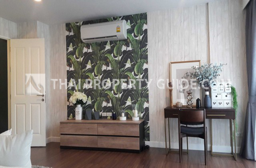 Townhouse in Sukhumvit 