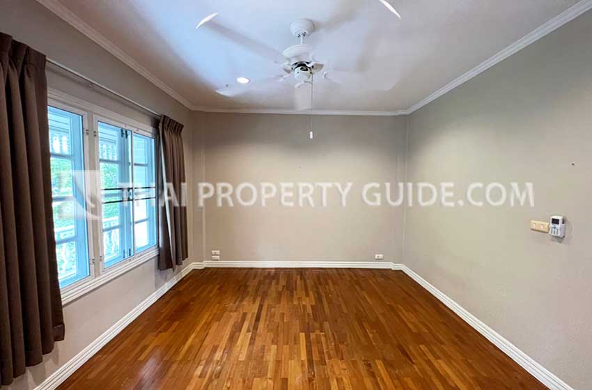 Townhouse in Sukhumvit 