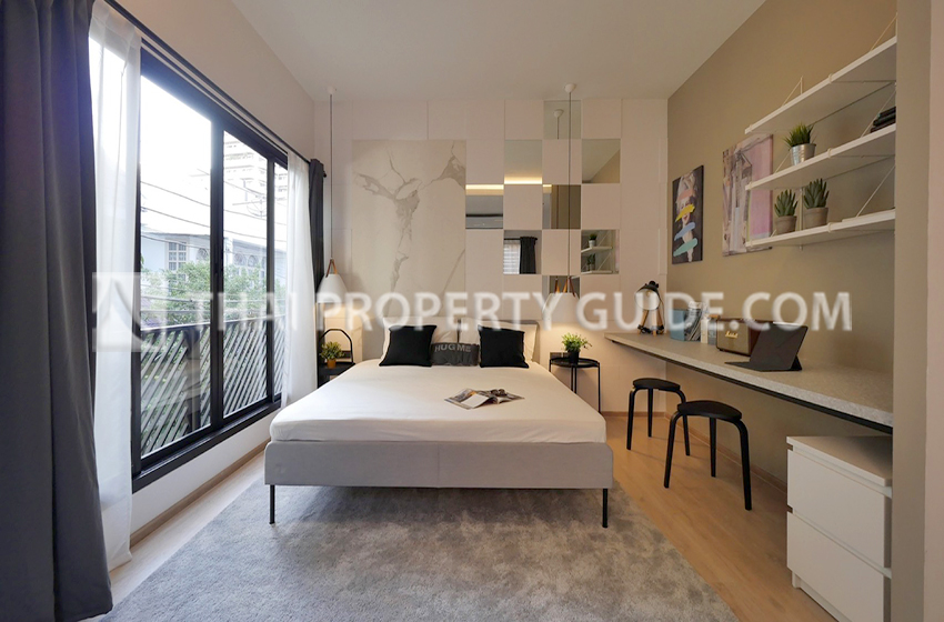 Townhouse in Sukhumvit 