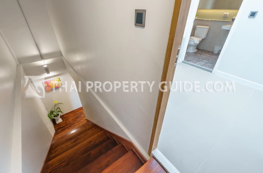 Townhouse in Sukhumvit 