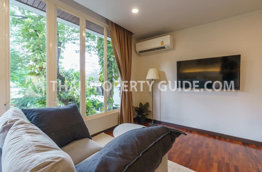 Townhouse in Sukhumvit 