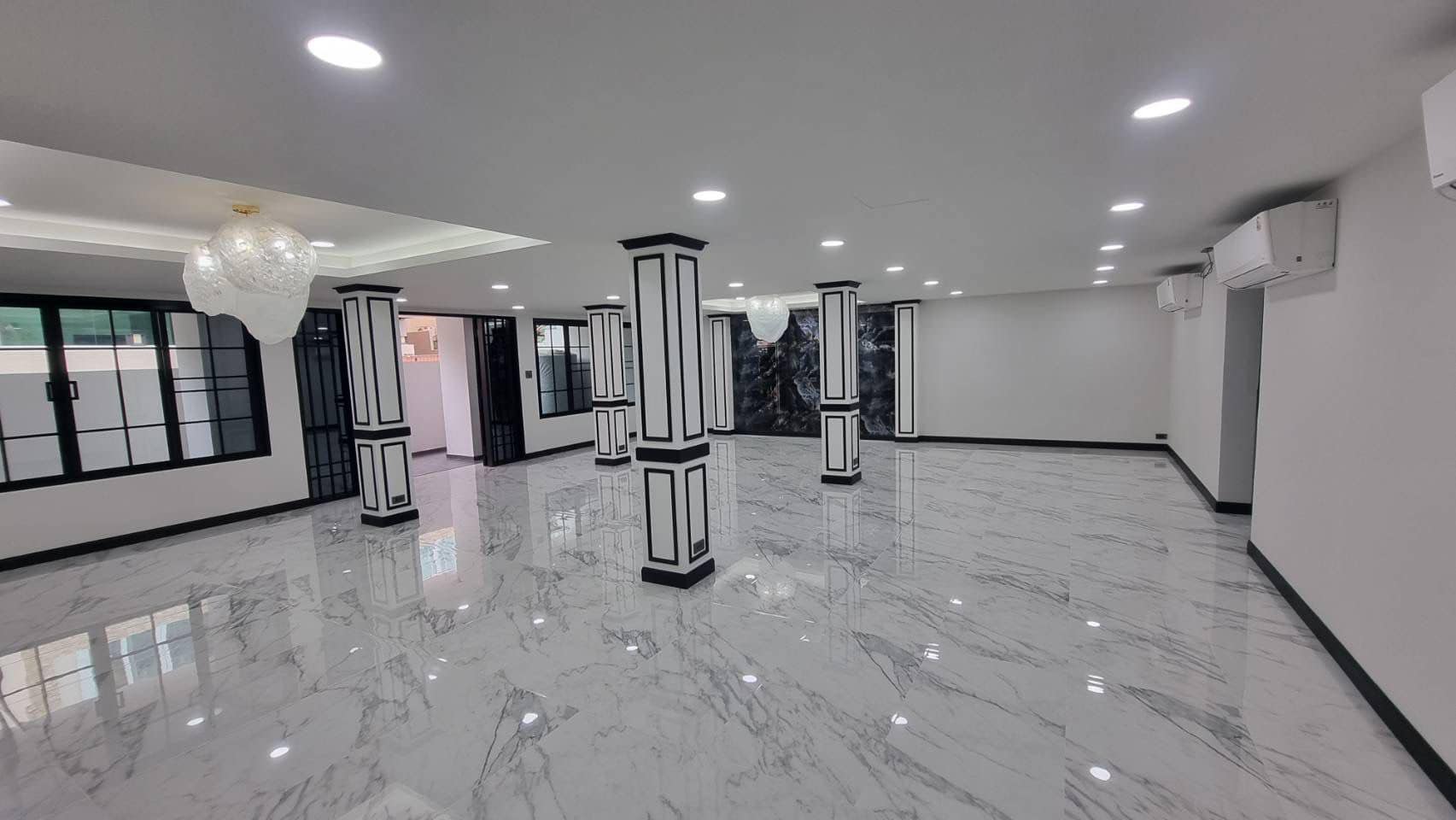 Townhouse in Sukhumvit 