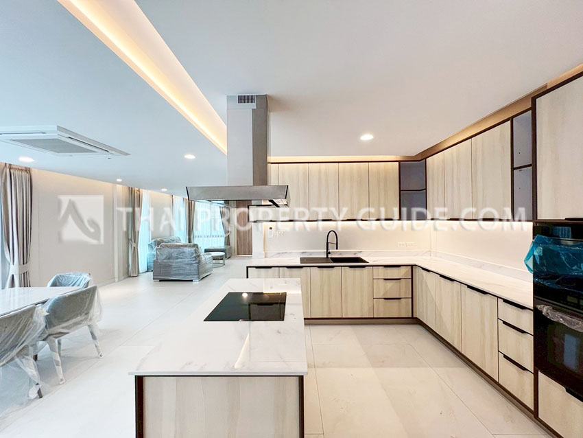 Townhouse in Sukhumvit 