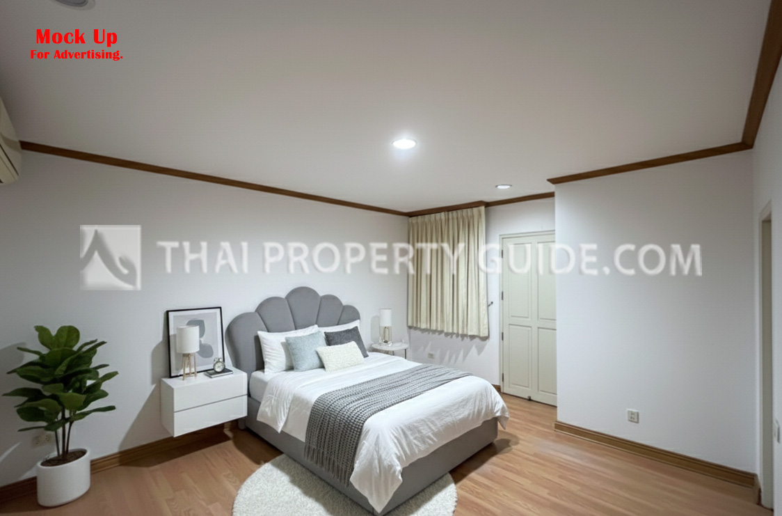 Townhouse in Sukhumvit 
